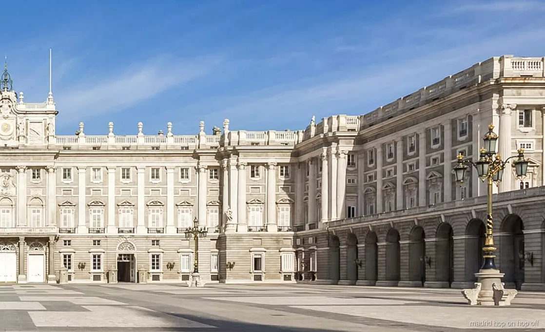 Entrada d'accés ràpid al Palau Reial de Madrid